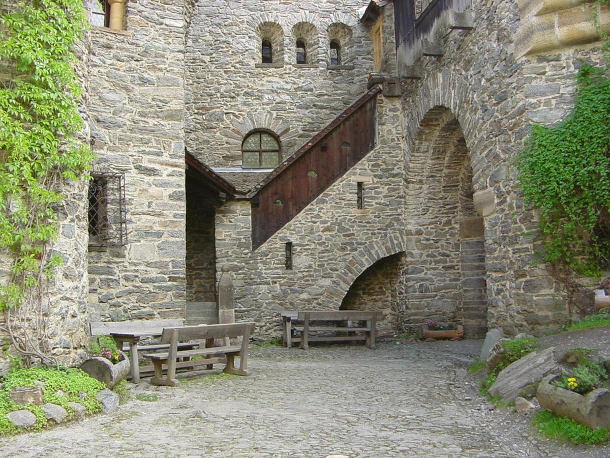Hostel Burg Finstergrun Ramingstein Exterior foto